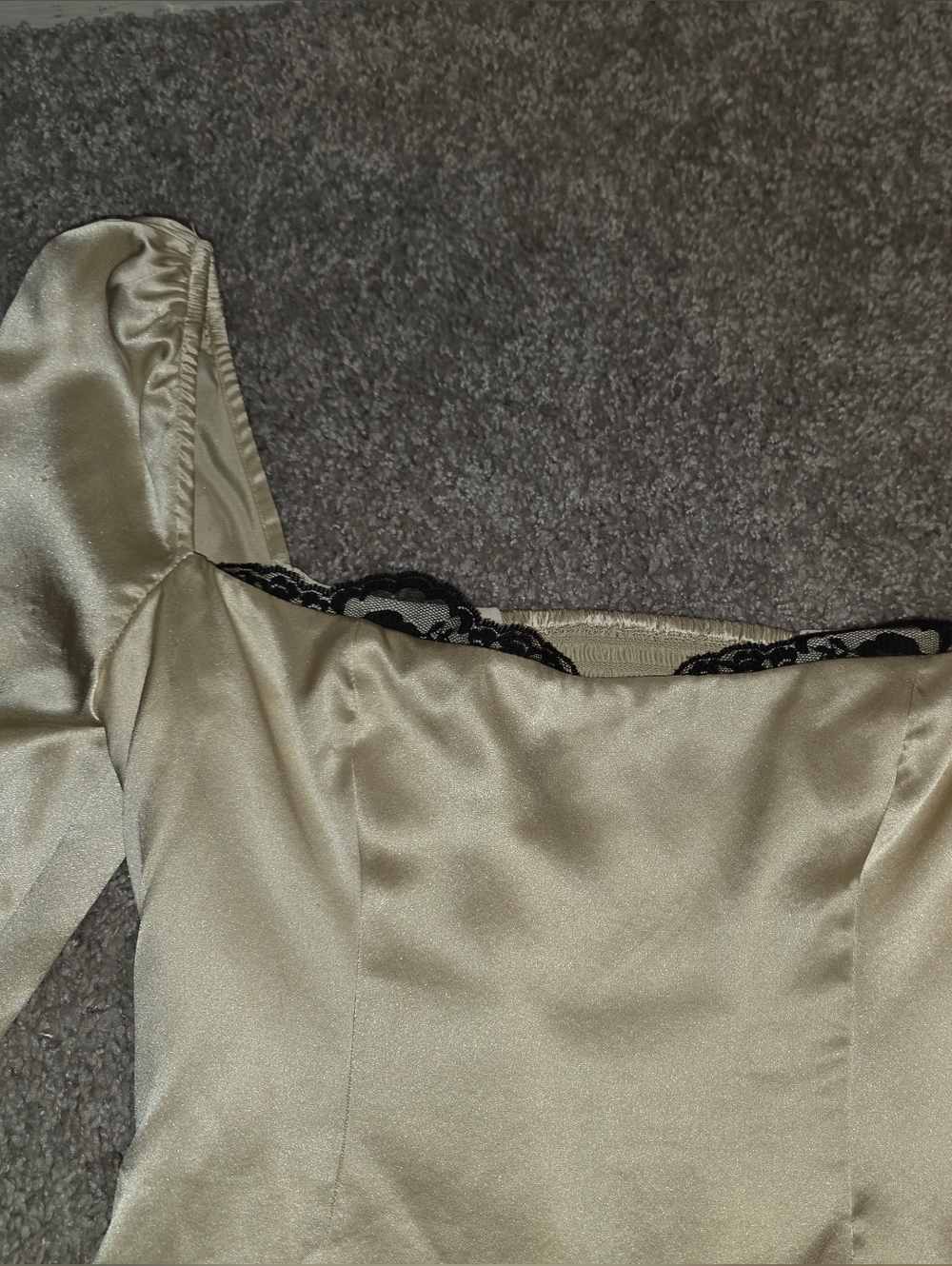 Reformation Cream Silk Blouse with Contrast Lace Trim - Picture 4 of 16
